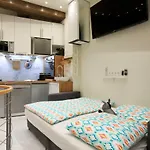 Louvre Luxury & Apartment Paris