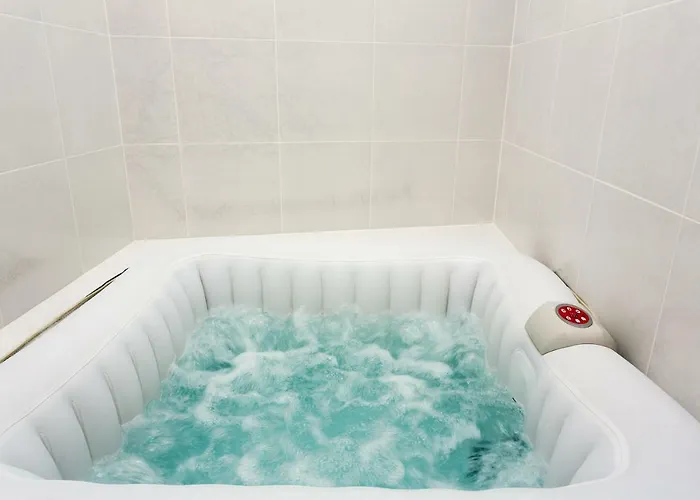 Louvre Luxury & Apartment