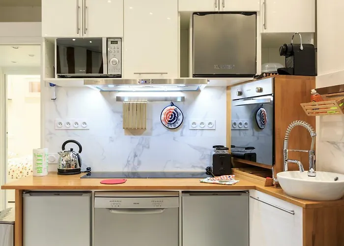 Διαμέρισμα Louvre Luxury &